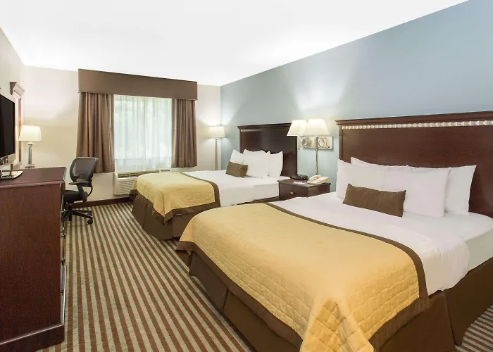Baymont By Wyndham Hotel Mattoon