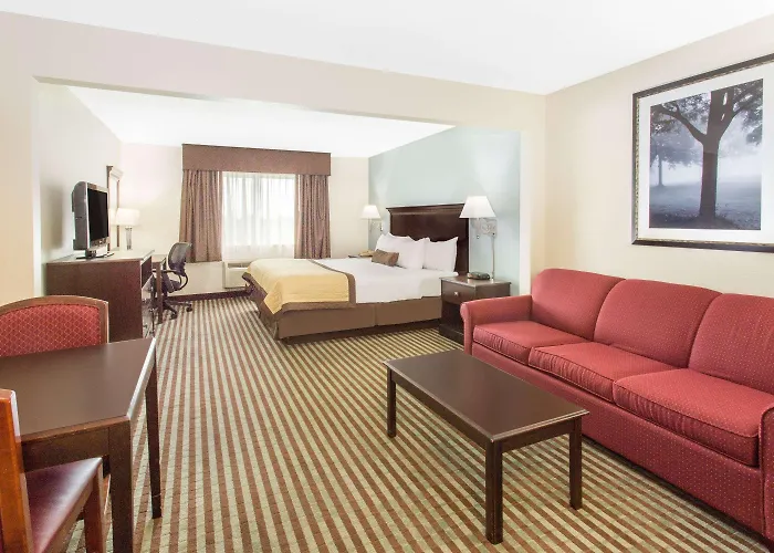 Baymont By Wyndham Hotel Mattoon