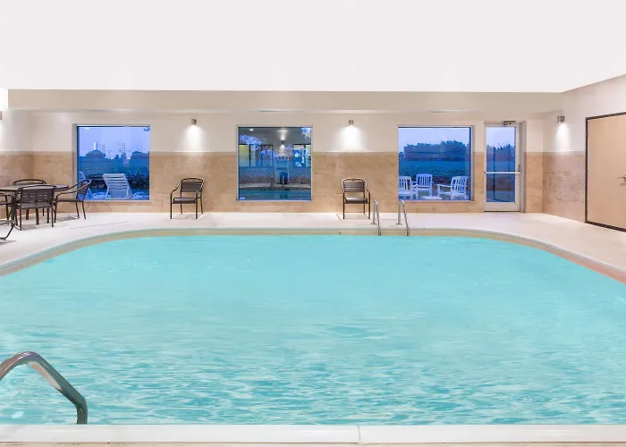 Baymont By Wyndham Hotel Mattoon