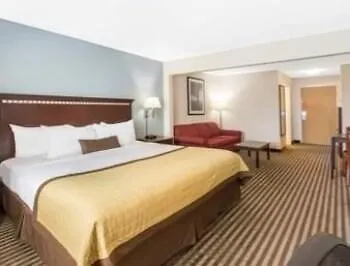 Baymont By Wyndham Hotel