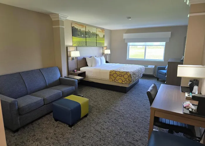 Baymont By Wyndham Hotel Mattoon