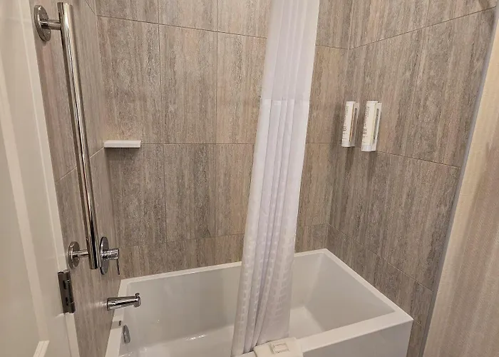 Hotel Baymont By Wyndham Mattoon