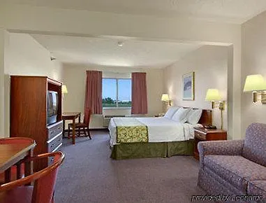 Baymont By Wyndham Hotel